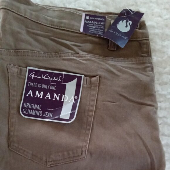 Gloria Vanderbilt Classic Rise Tapered Leg Jeans - Picture 1 of 2